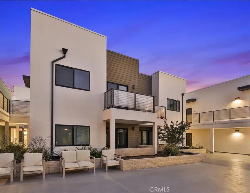 1300 W Mission Boulevard, Pomona, California, United States. - Photo 72