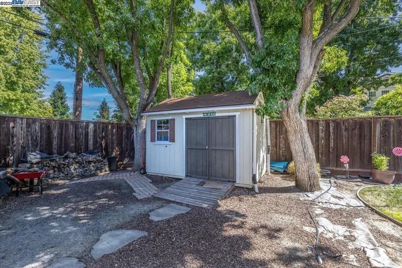 1766 Risdon Rd, Concord, California, United States. - Photo 24