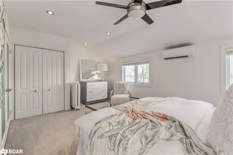 201 Cedar Island Road, Orillia, Ontario, Canada. - Photo 2