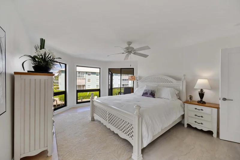 1311 Chesapeake Avenue , 4A, Naples, FL 34102, Naples, Florida, United States. - Photo 26