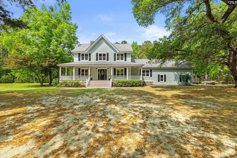 5 Bedrooms Single Family Detached