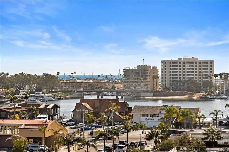 2953 Cliff Drive, Newport Beach, California, United States. - Photo 7