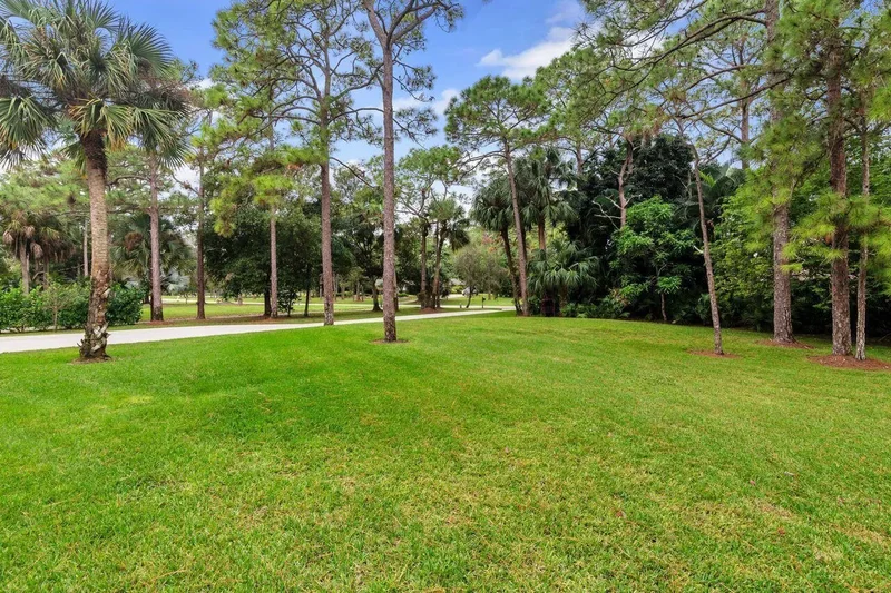 10070 Trailwood Circle, Jupiter Island, Florida, United States. - Photo 47