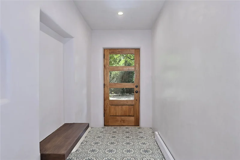 1678 & 1682 Cerro Gordo Road, Santa Fe, NM 87501, Santa Fe, New Mexico, United States. - Photo 2