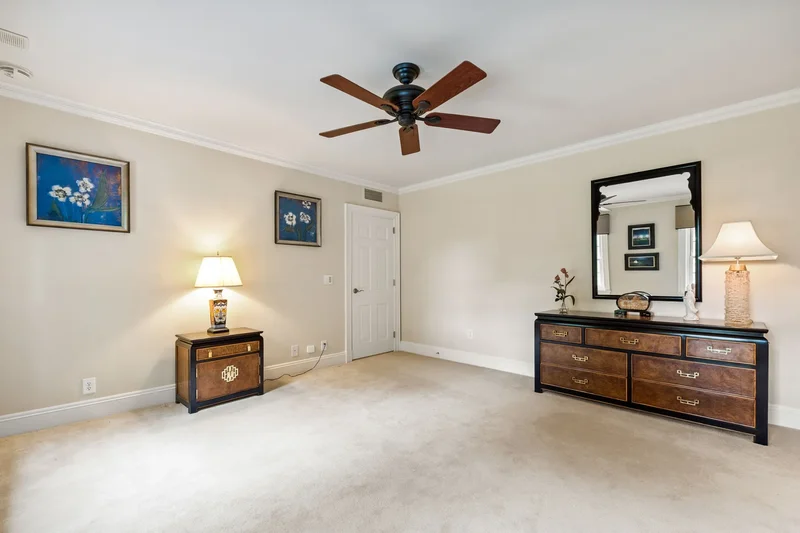 820 Kenmore Road , Chapel Hill, NC 27514, Chapel Hill, North Carolina, United States. - Photo 70