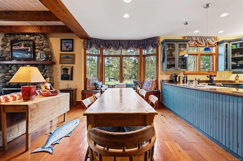 675 Towner Park Rd, North Saanich, British Columbia, Canada. - Photo 38