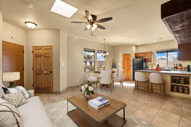 5720 Rio Lama Road Ne, Rio Rancho, NM 87144, Rio Rancho, New Mexico, United States. - Photo 67