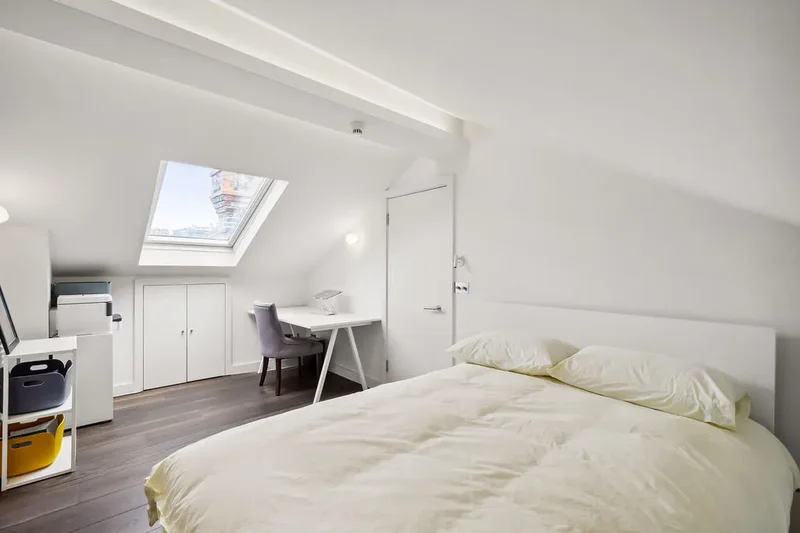 CHEYNE COURT, CHELSEA, SW3, London, England, United Kingdom. - Photo 23