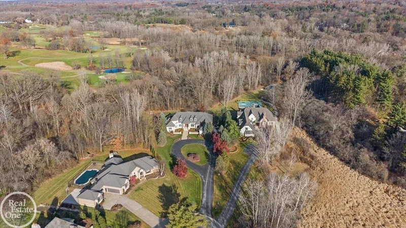 4575 Hidden Glen, #UNIT #3, Oakland Township, MI, 48306, USA, Rochester, Michigan, United States. - Photo 3