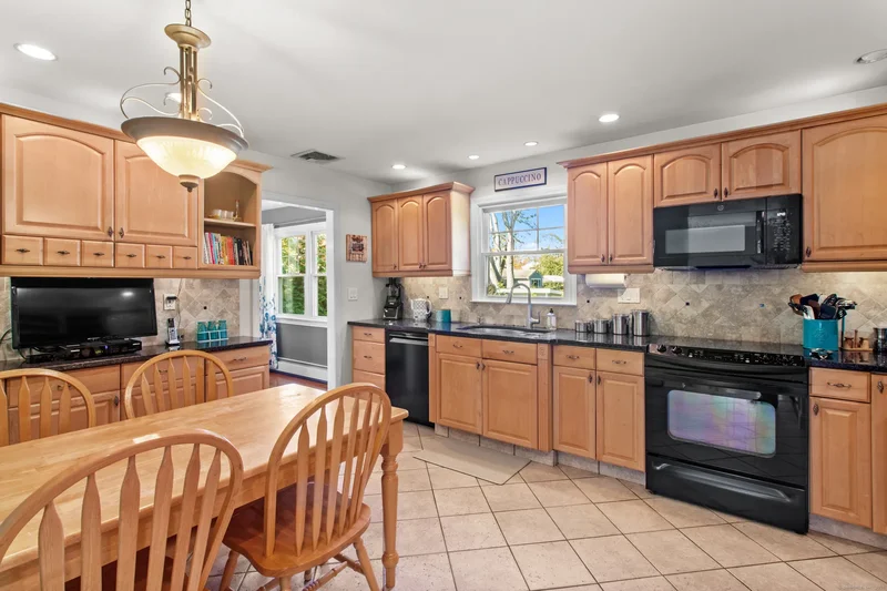 14 Dairy Farm Road, Norwalk, Connecticut, United States. - Photo 35