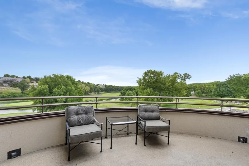 5233 S Stirling Way, Springfield, MO 65809, Springfield, Missouri, United States. - Photo 52