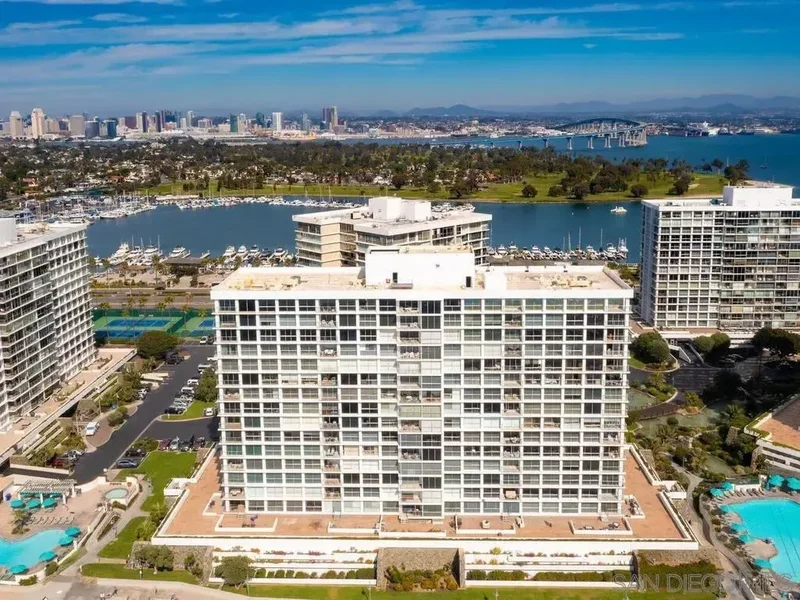 1760 Avenida Del Mundo Unit# 1205, Coronado, CA 92118, Coronado, California, United States. - Photo 27