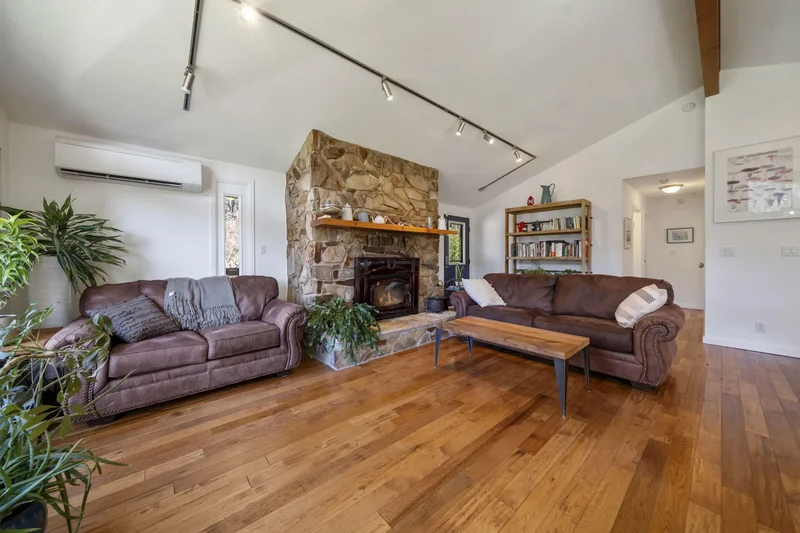 49867 Hills Creek Road, Oakridge, Oregon, United States. - Photo 21