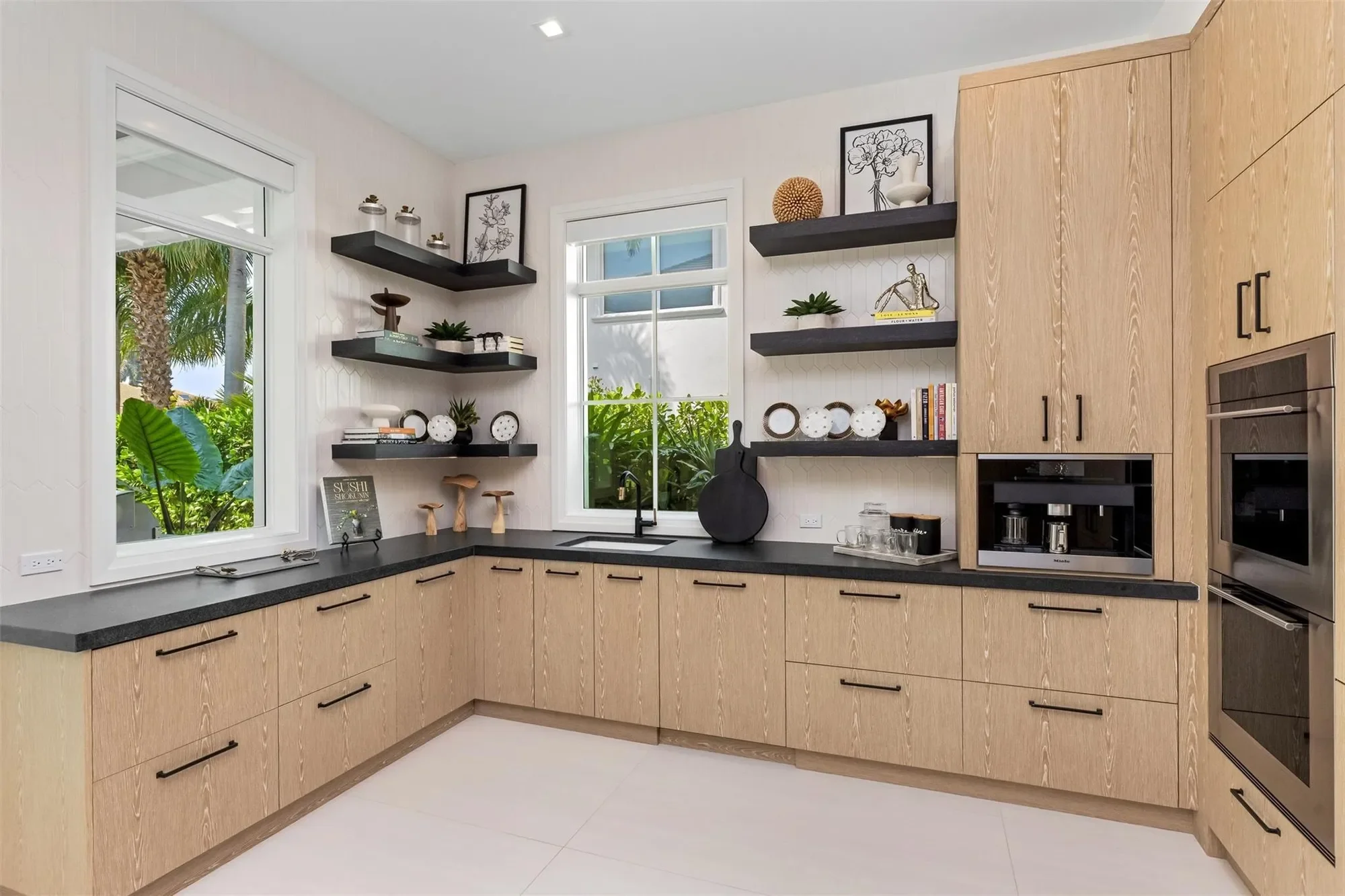 2520 Del Lago Dr, Fort Lauderdale, Florida, United States. - Photo 74