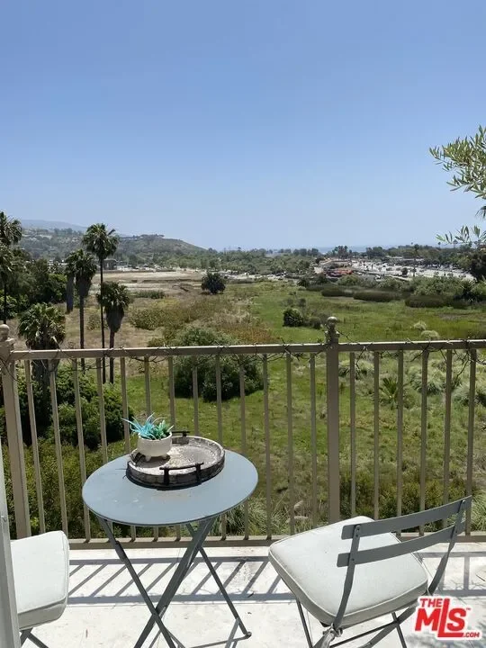23901 Civic Center Way 114, Malibu, California, United States. - Photo 11