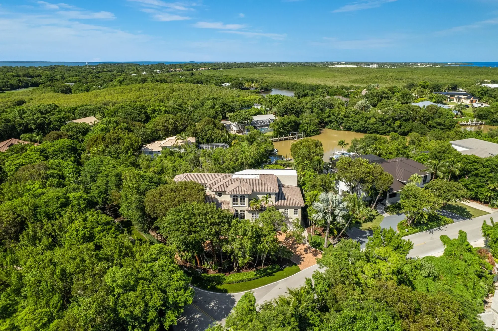 22 Harbor Island Drive, Key Largo, FL 33037, Key Largo, Florida, United States. - Photo 9