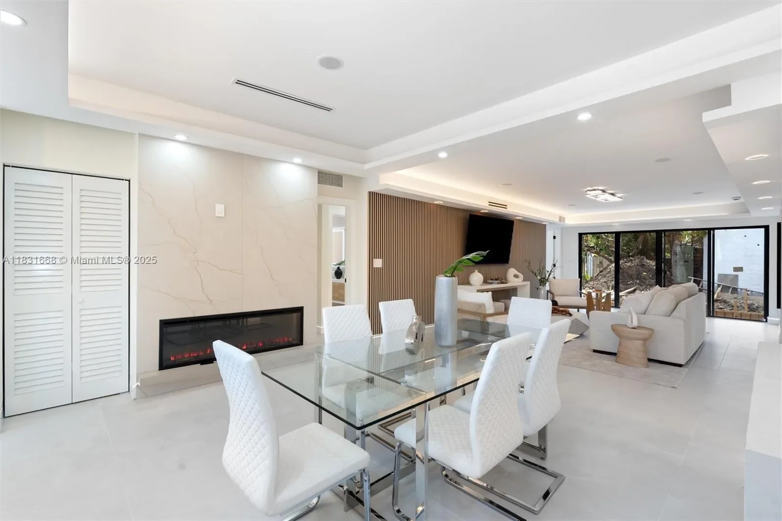 1108 Harrison St, Hollywood, Florida, United States. - Photo 2