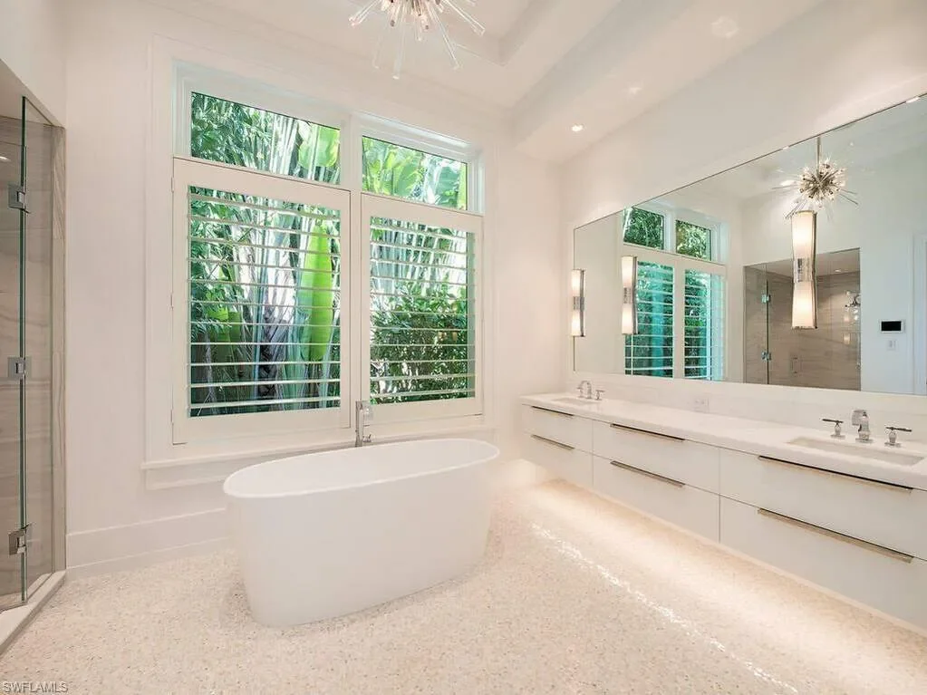 Naples, FL, 34102, USA, Naples, Florida, United States. - Photo 7