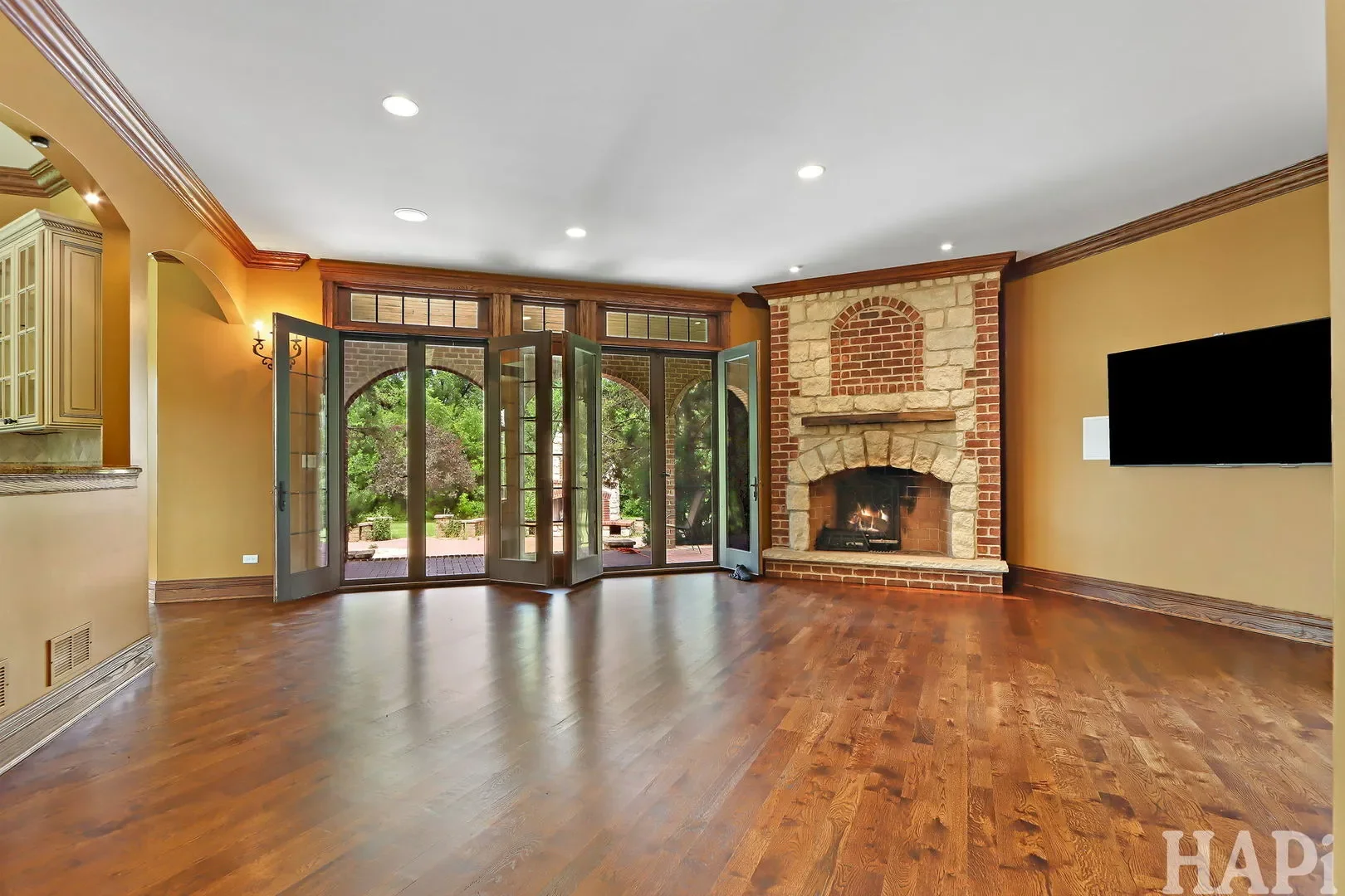 Gallery photo 9