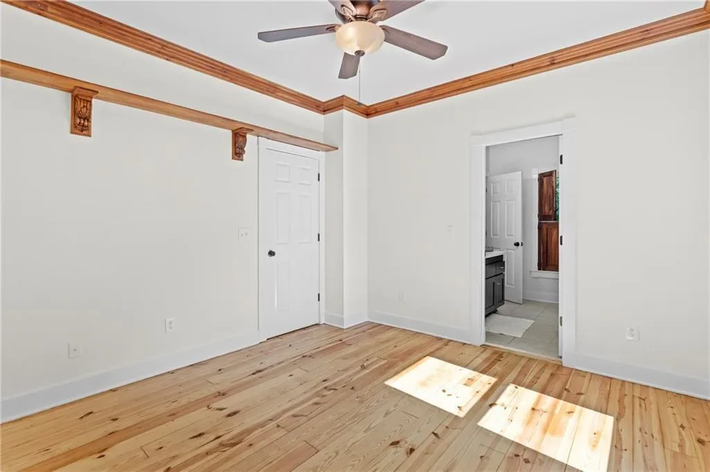 Gallery photo 4
