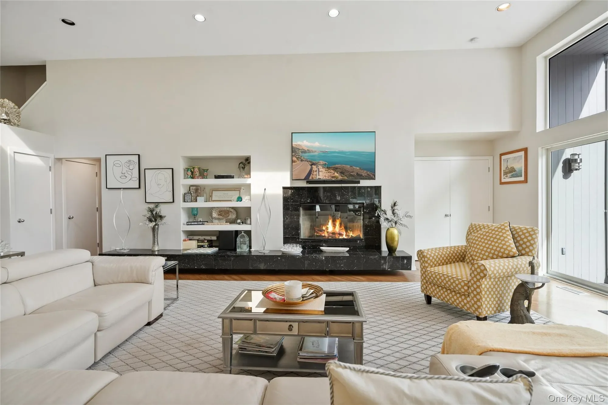 9 Peacock Path, East Quogue, NY 11942, East Quogue, New York, United States. - Photo 3