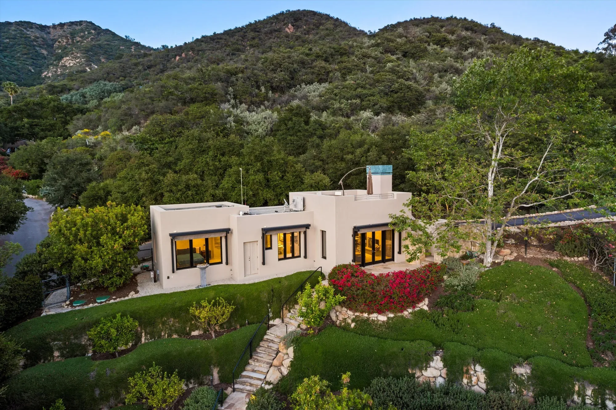 892 Toro Canyon Road, Carpinteria, California, United States. - Photo 28