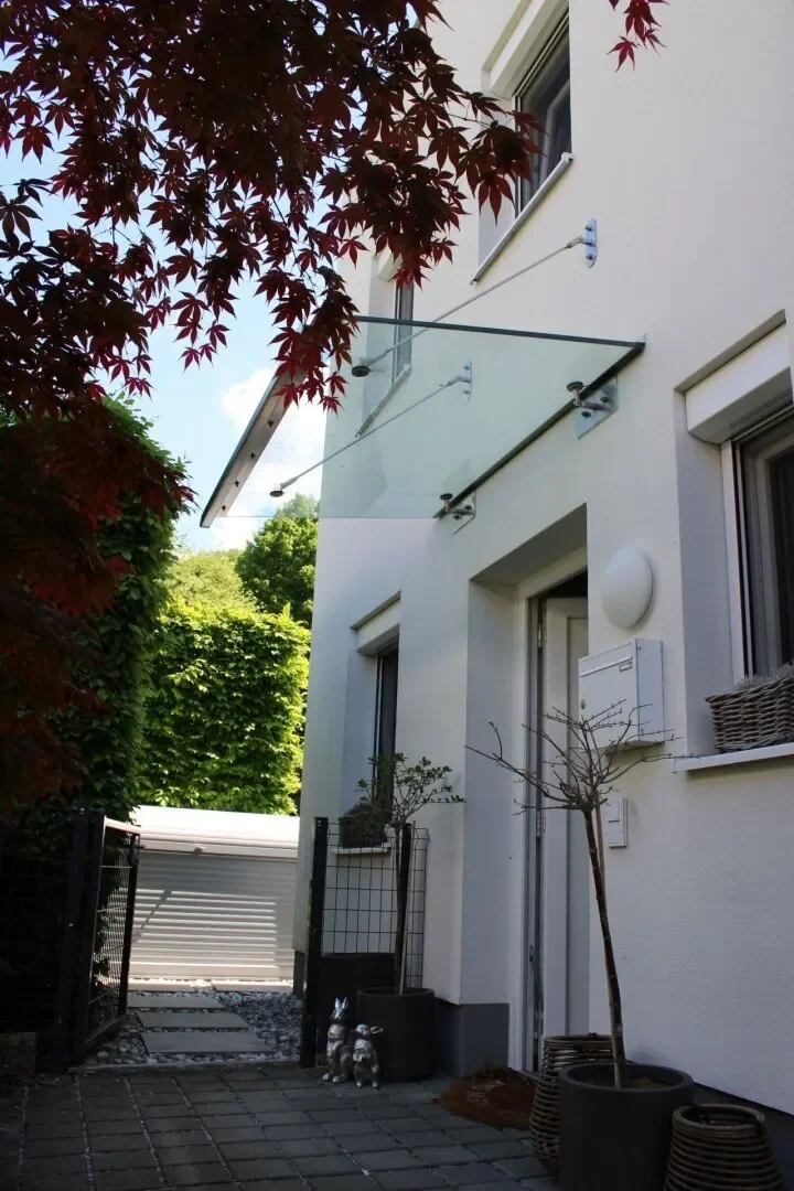 Exterior photo 3