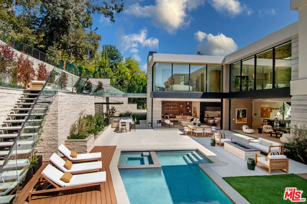2641 Hutton Drive, Beverly Hills, California, United States. - Photo 1