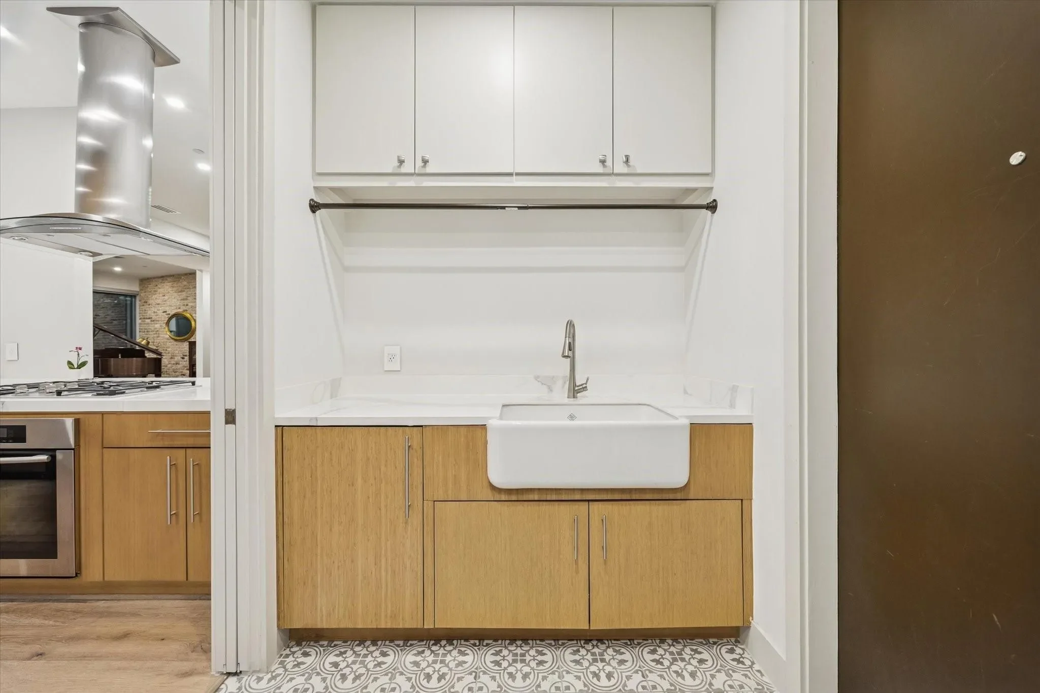 1600 Post Oak Boulevard 802, Houston, Texas, United States. - Photo 1