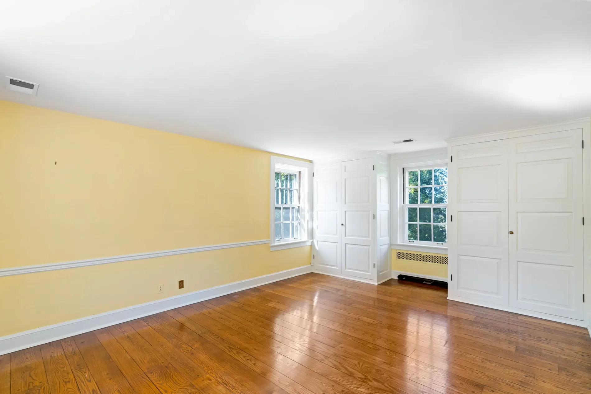 3740 Upper River Road , Louisville, KY 40207, Watterson Park, Kentucky, United States. - Photo 35
