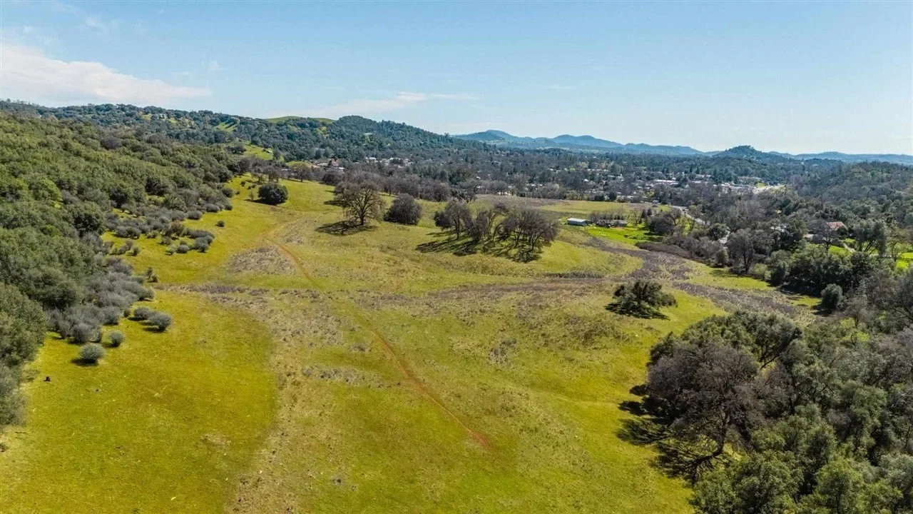 18525 Rawhide Rd, Jamestown, CA 95327, Jamestown, California, United States. - Photo 5