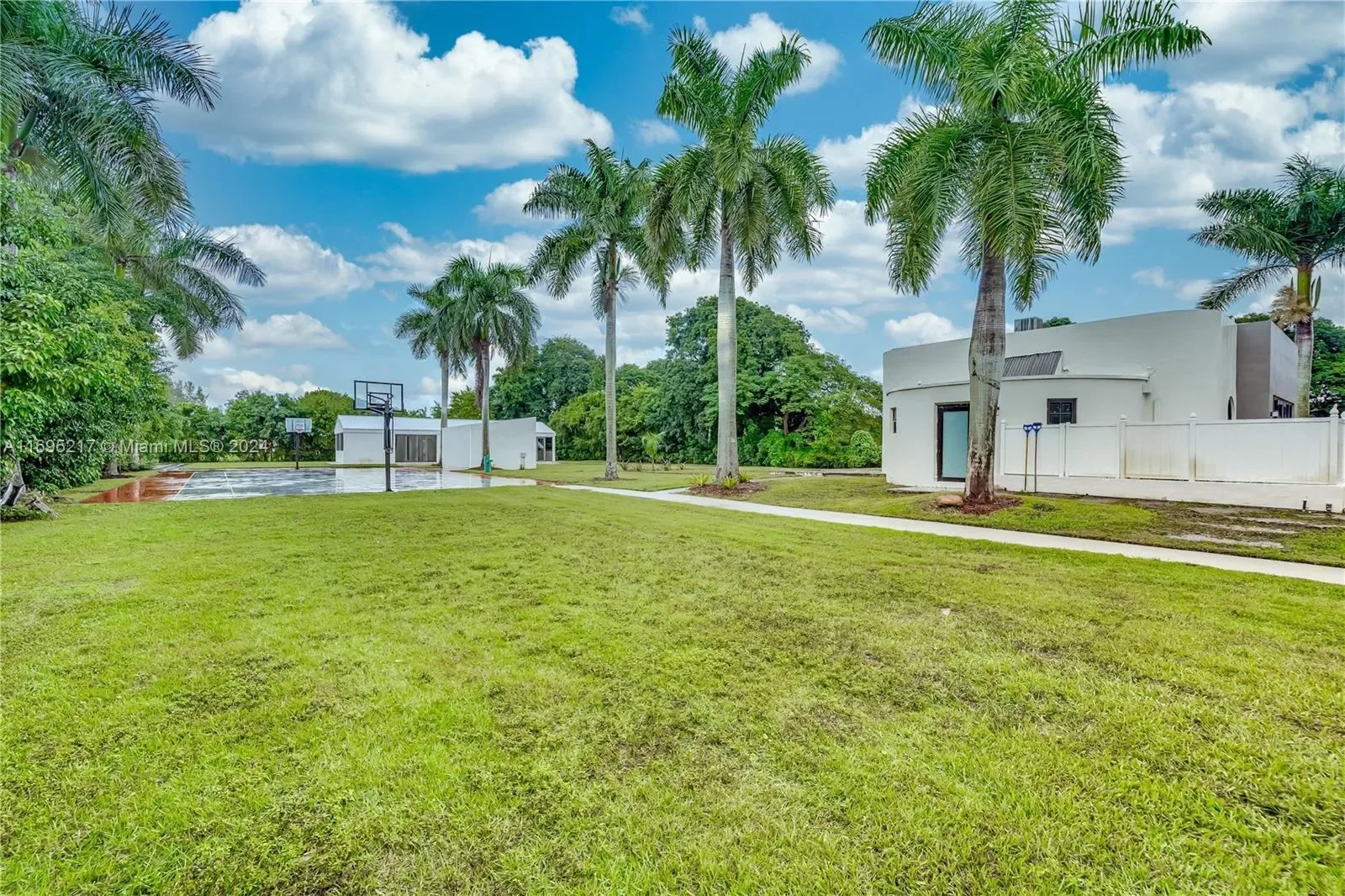 14401 Sunset Ln, Southwest Ranches, Florida, United States. - Photo 16
