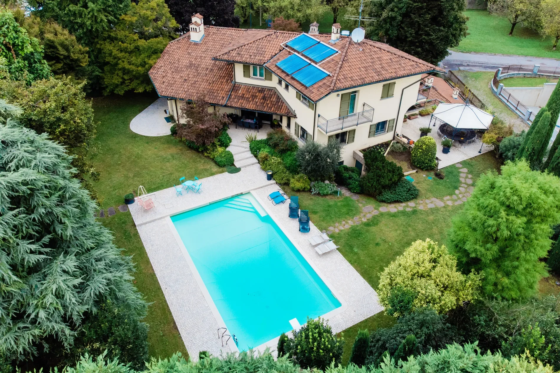 Gallery photo 5