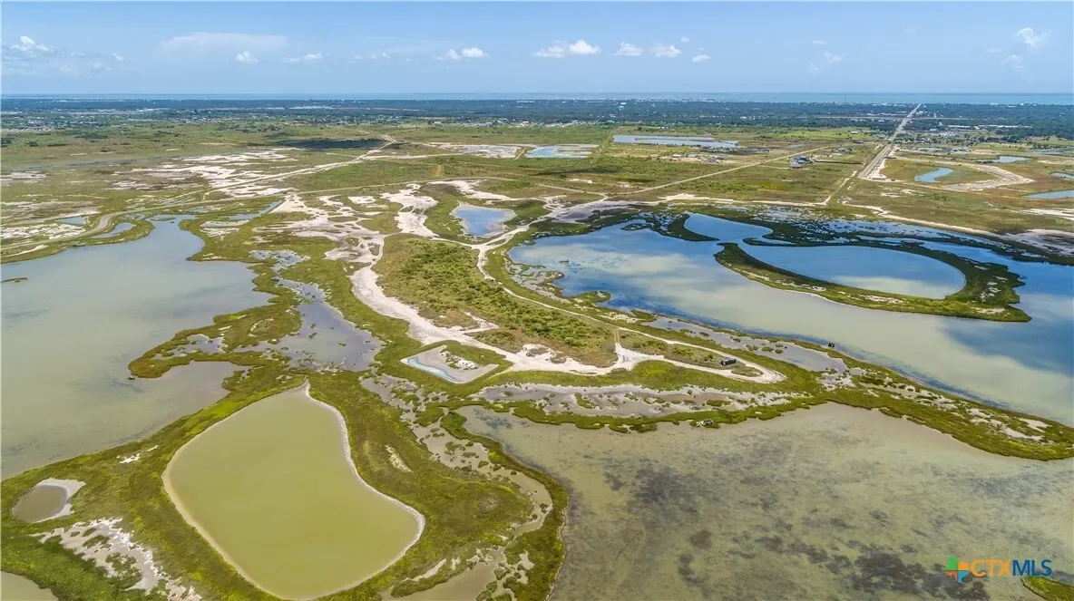 602-698 Cape Velero Drive, Rockport, TX 78382, Rockport, Texas, United States. - Photo 7