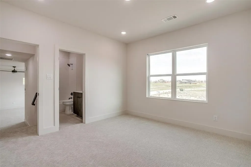 213 Lantern Ridge Drive, Aledo, Texas, United States. - Photo 29