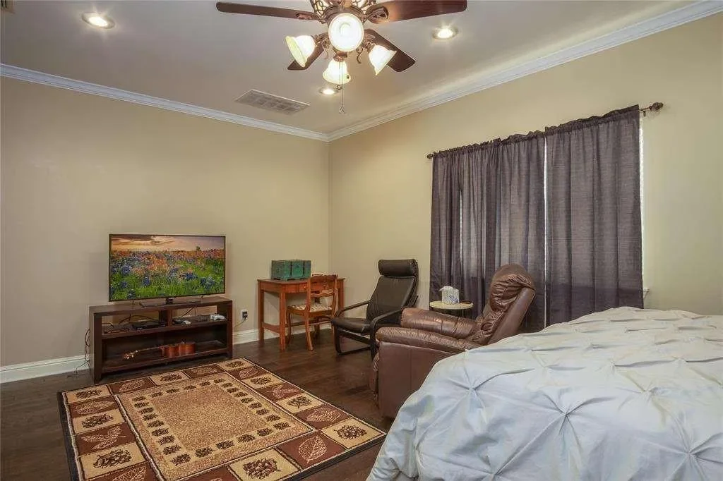 6019 FM 2263, Gilmer, Texas, United States. - Photo 20