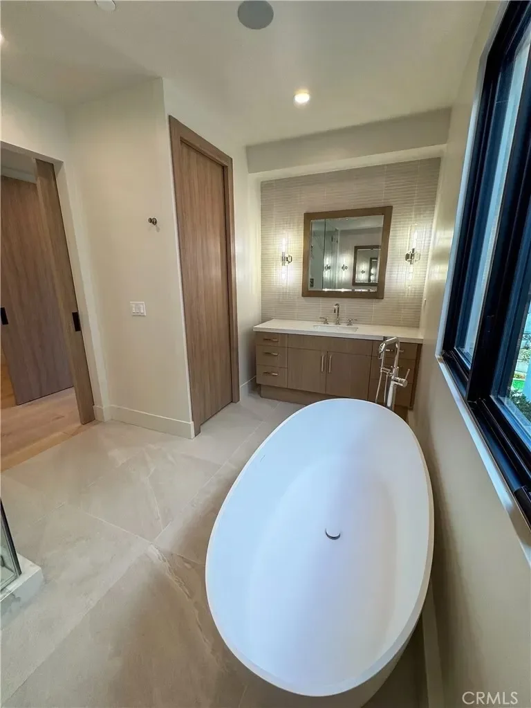 Gallery photo 10