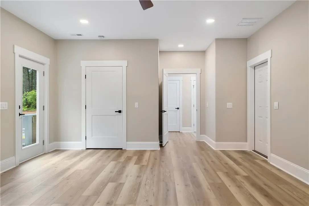 Gallery photo 8