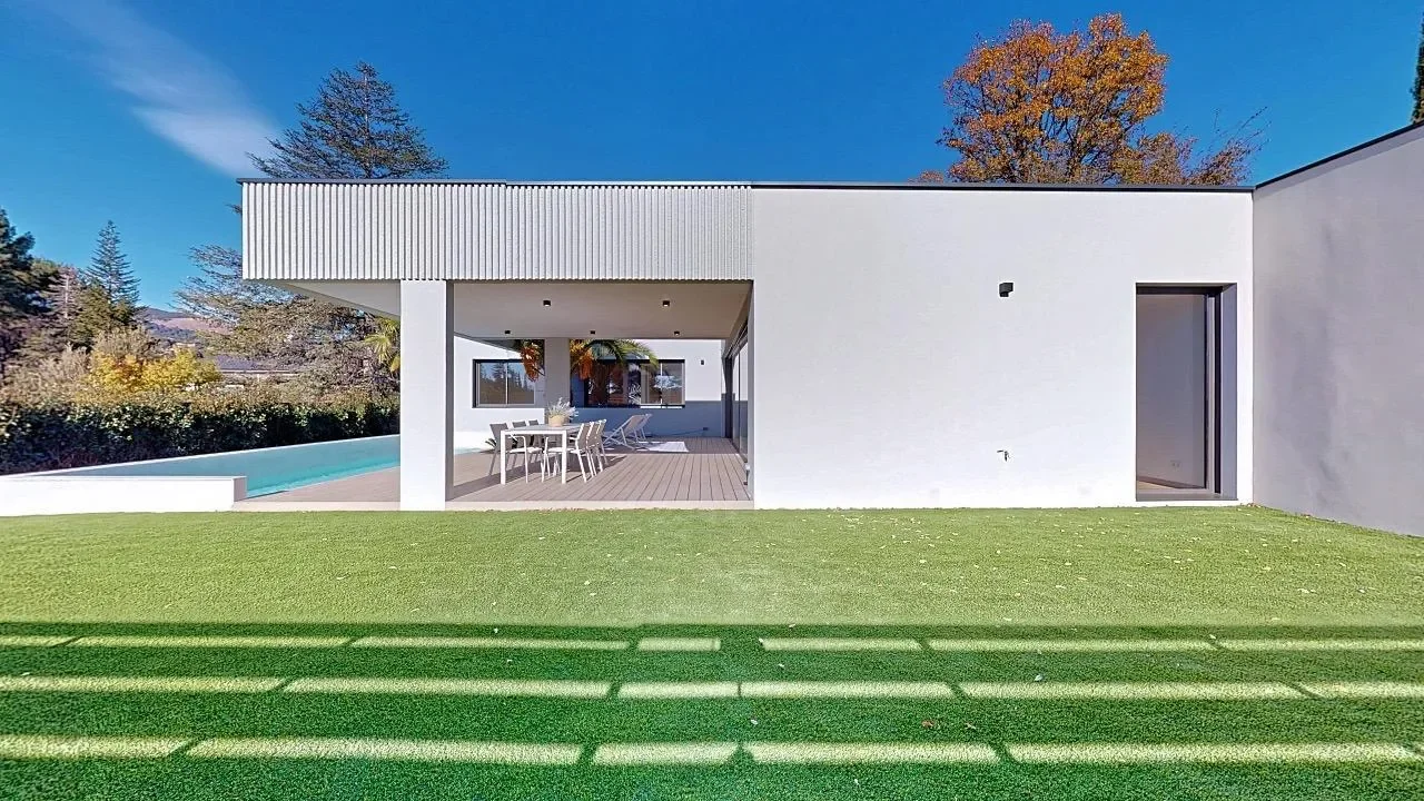 Exterior photo 11