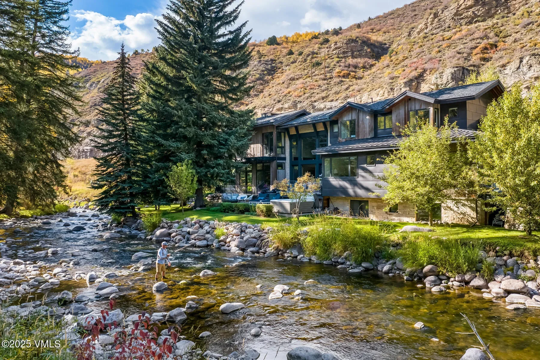 2764 S Frontage Road, Vail, Colorado, United States. - Photo 54
