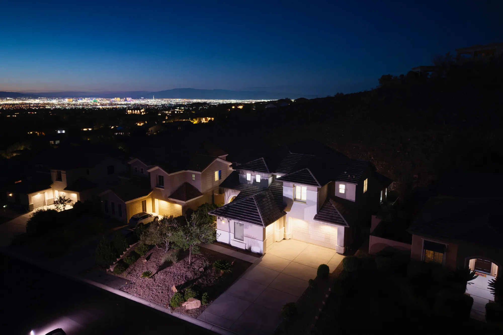 12 Oro Valley Drive, Henderson, NV 89052, Henderson, Nevada, United States. - Photo 46