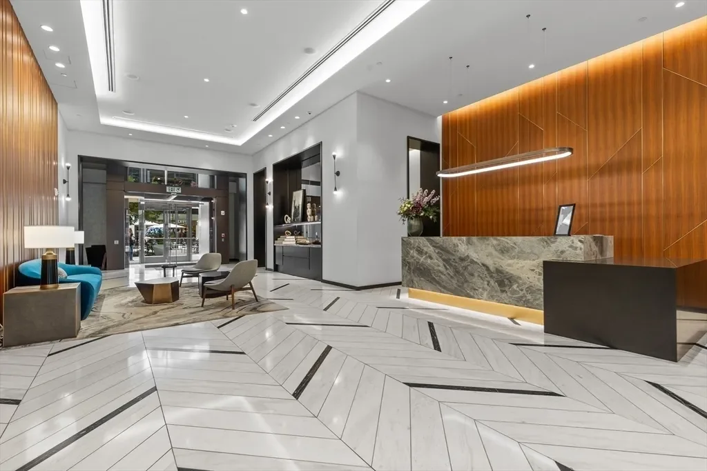 135 Seaport, Boston, Massachusetts, United States. - Photo 14