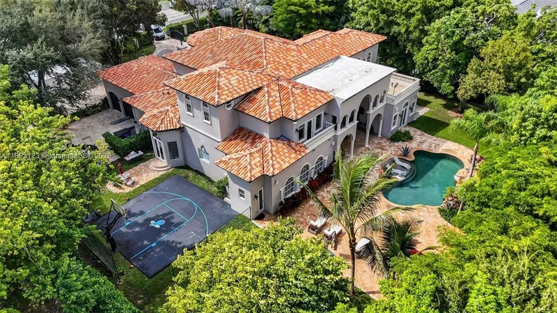 Grand Estate with Resort Amenities and Hollywood Glamour
