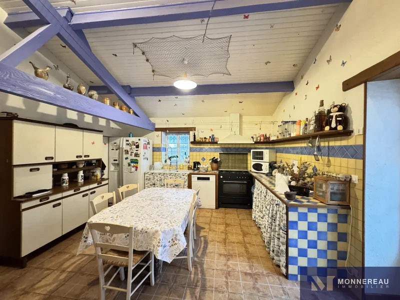 Berneuil, Nouvelle-Aquitaine, France. - Photo 3