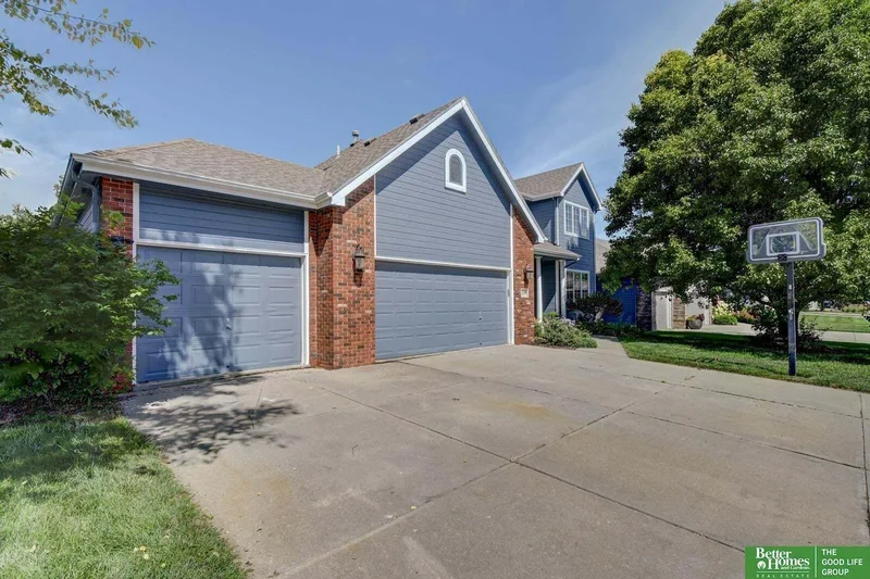 1760 N 174th Street, Omaha, NE 68118, Omaha, Nebraska, United States. - Photo 3