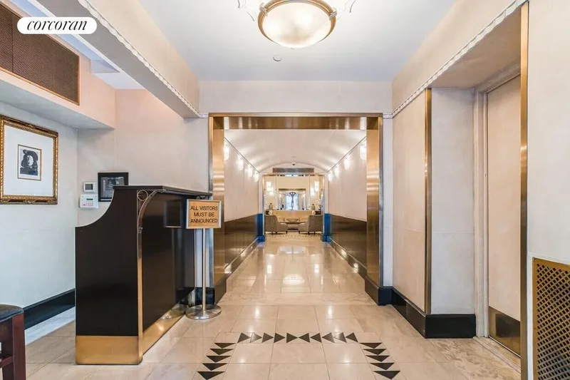 40 East 61st Street 10B, New York, NY 10065, New York, New York, United States. - Photo 3