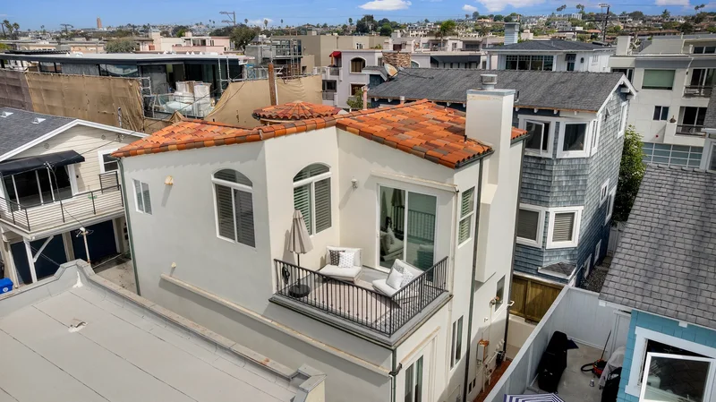 228 5th Place , Manhattan Beach, CA 90266, Manhattan Beach, California, United States. - Photo 32