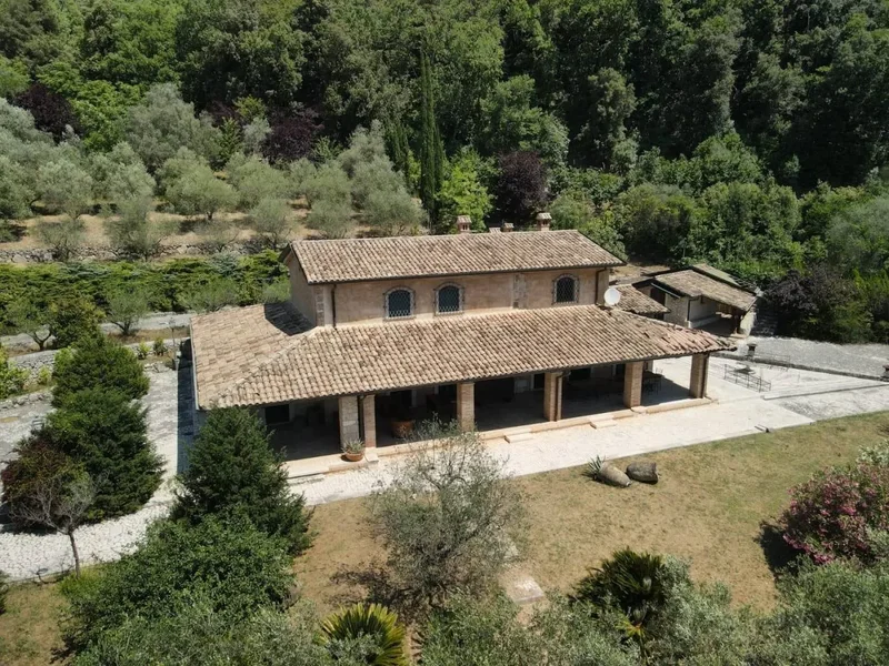 Via San Giorgio, Pescura, Frosinone, Lazio, Italy. - Photo 9