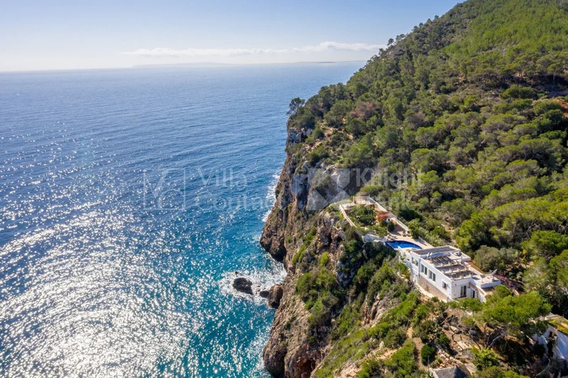 Roca Llisa, Santa Eularia des Riu, Balearic Islands. - Photo 12