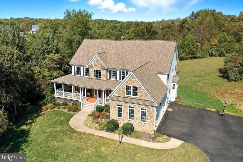 10004 WINDY HILL DR DRIVE, NOKESVILLE, VA 20181, Bristow, Virginia, United States. - Photo 18